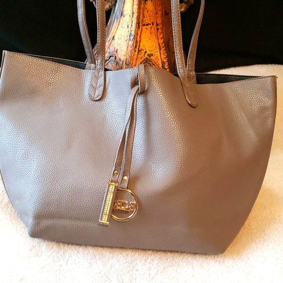 BCBG Paris Handbags - BCBG Paris XL Reversible Handbag Tote - soft mocha/black color - #102